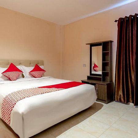 Oyo 2895 Paranginan Residence Medan Eksteriør bilde