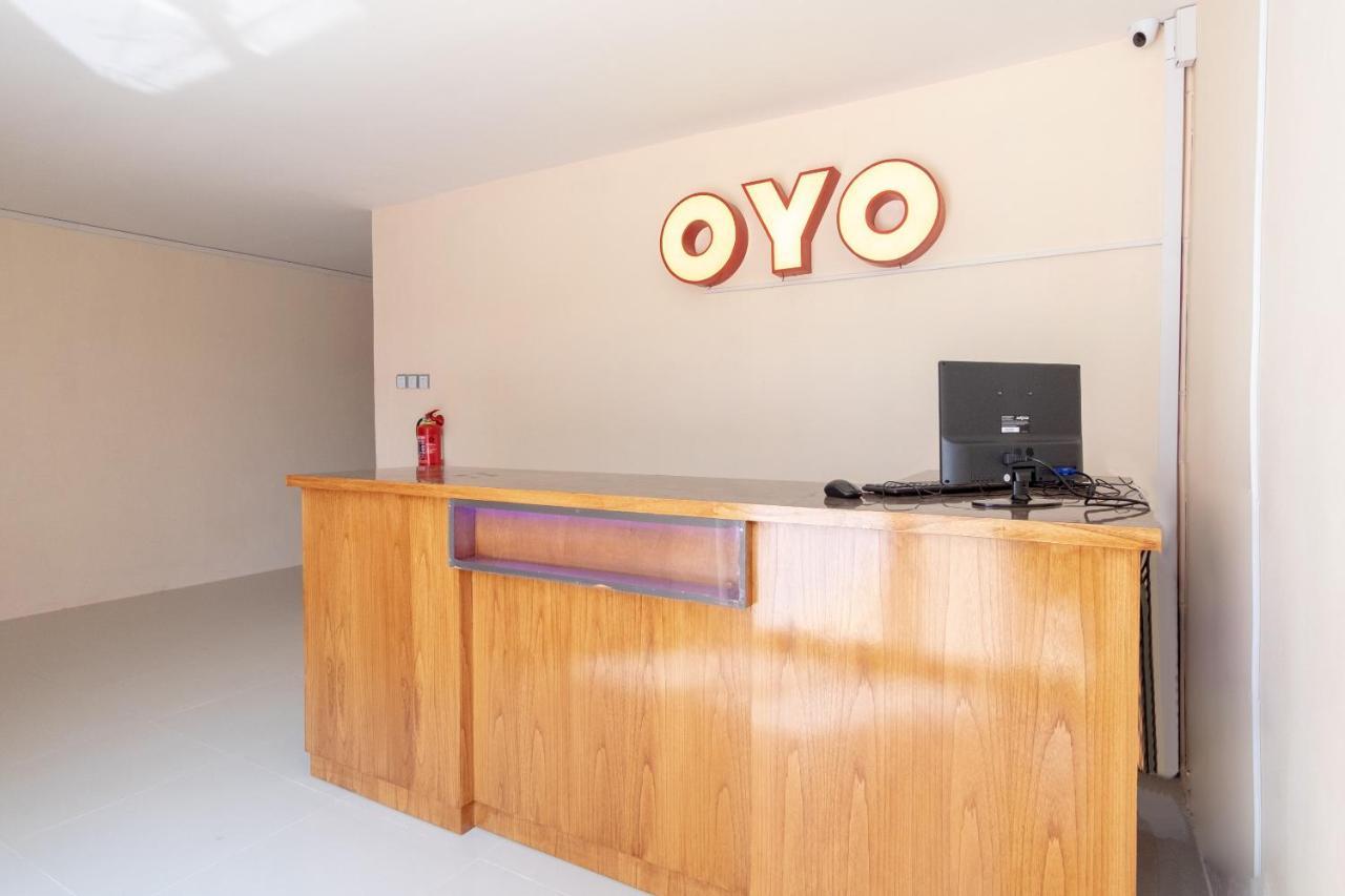 Oyo 2895 Paranginan Residence Medan Eksteriør bilde